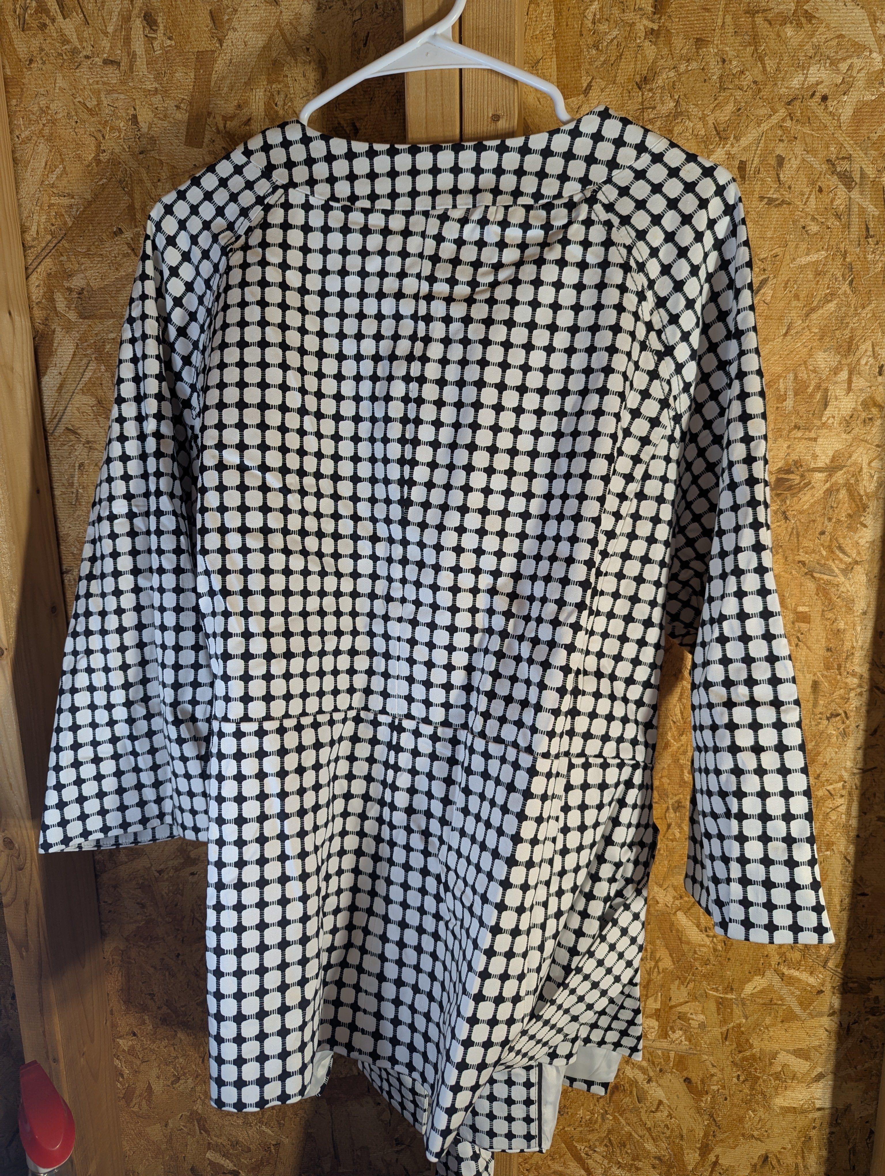 Black & White Novelty Jacket Size 26W