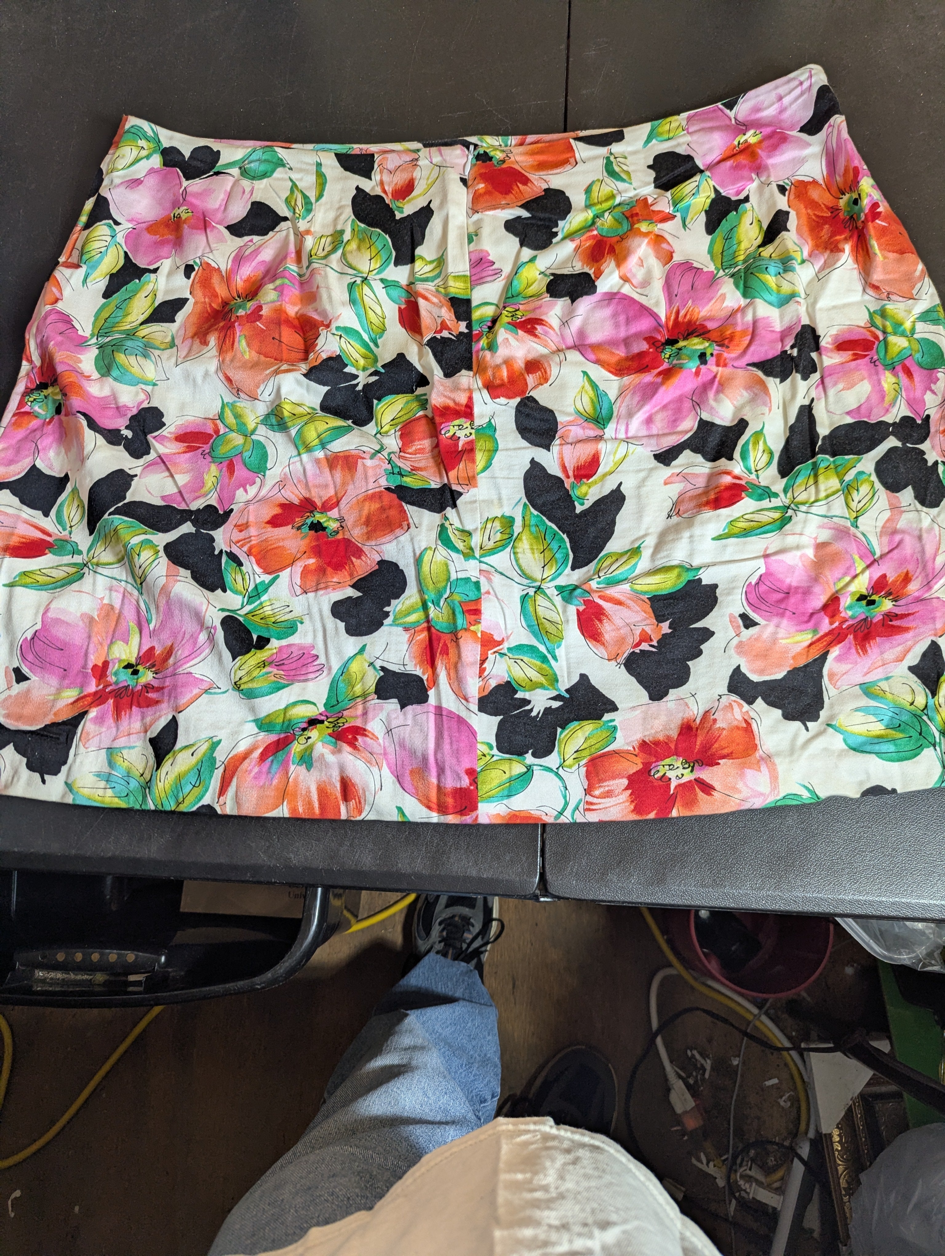 Carolina Blues size 24W cotton blend floral skirt